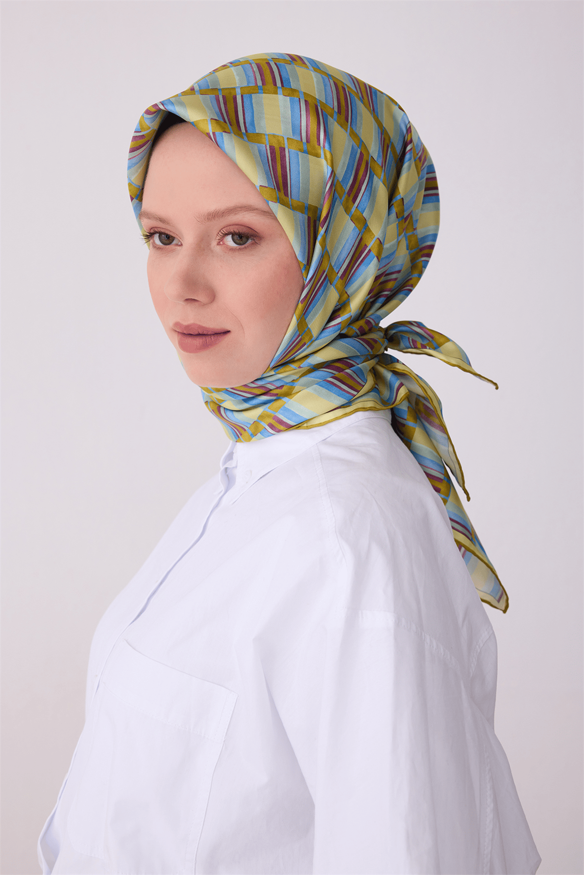 Belli 26y İpek Eşarp -13 Sarı