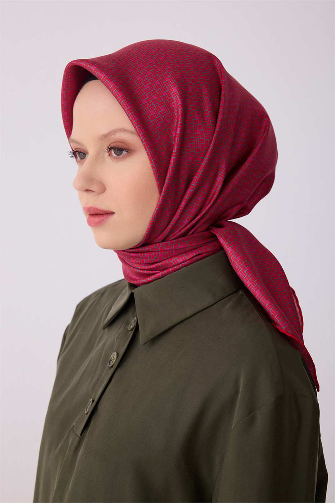 Belli 26y İpek Eşarp -17 Fuşya