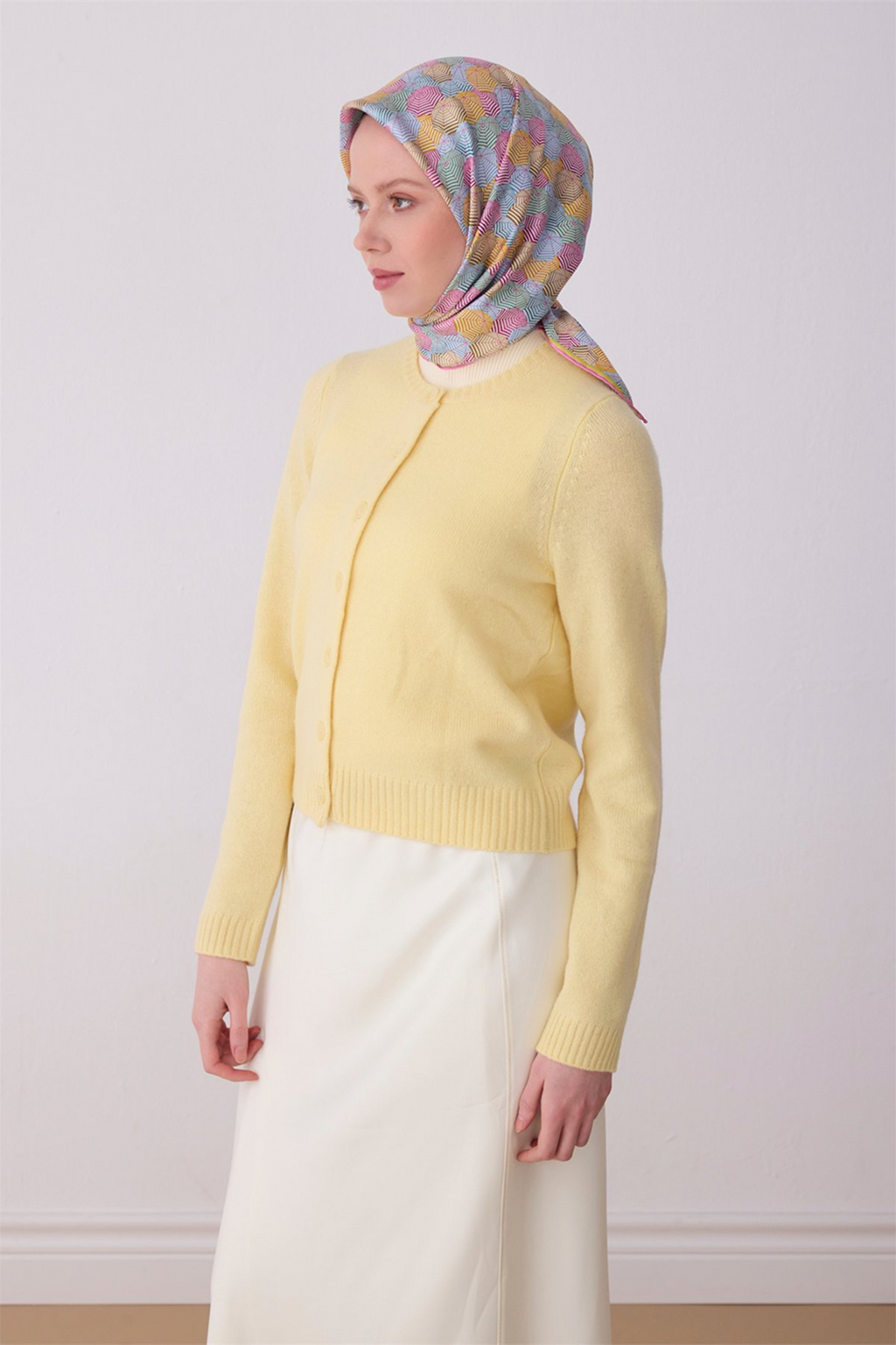 Belli 26y İpek Eşarp -18 Pembe