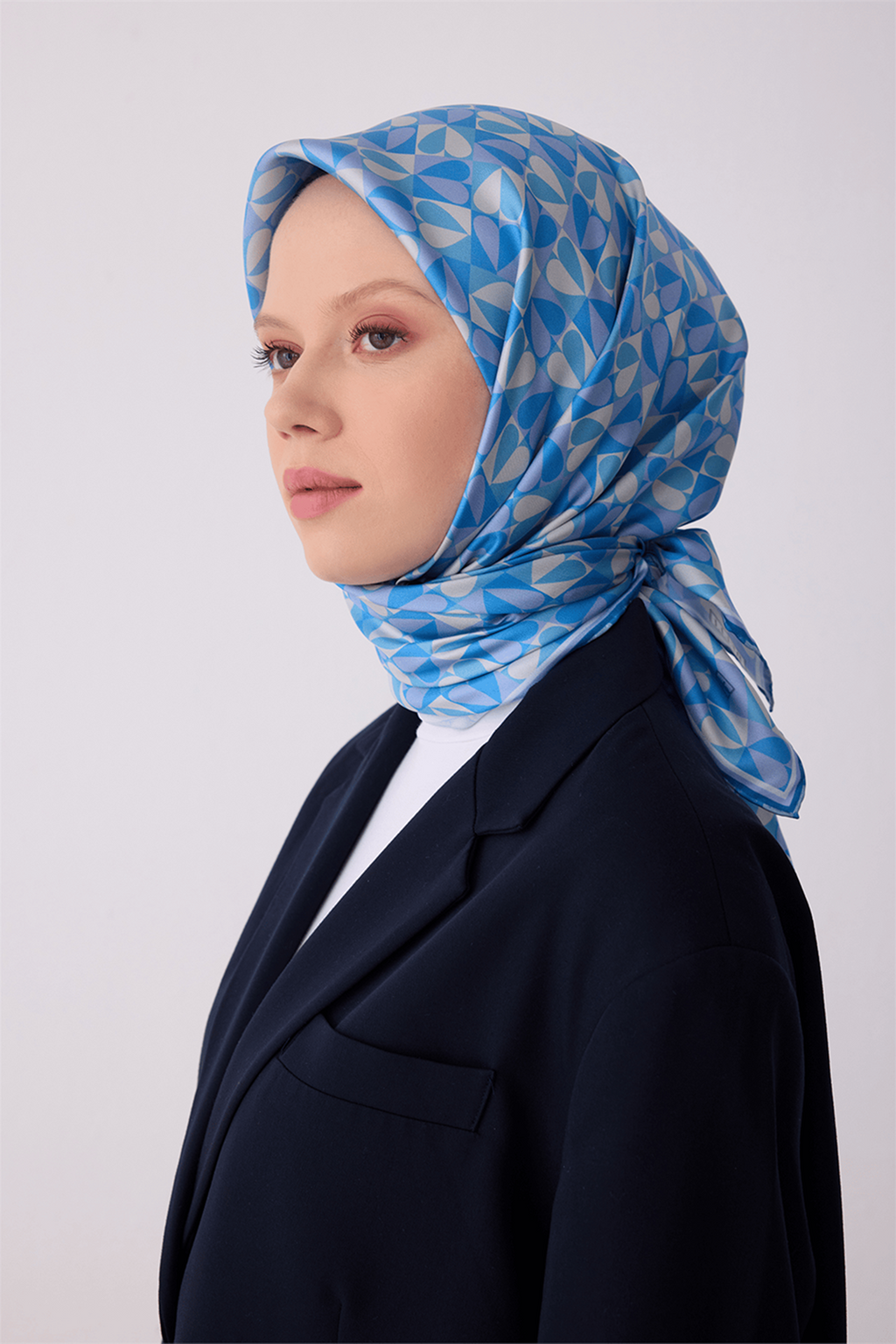 Belli 26y İpek Eşarp -19 Bebek Mavi