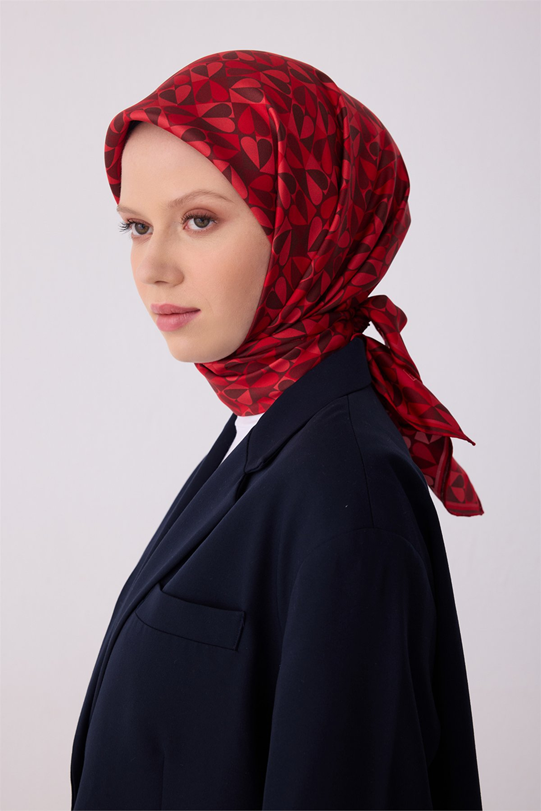 Belli 26y İpek Eşarp -19 Kırmızı