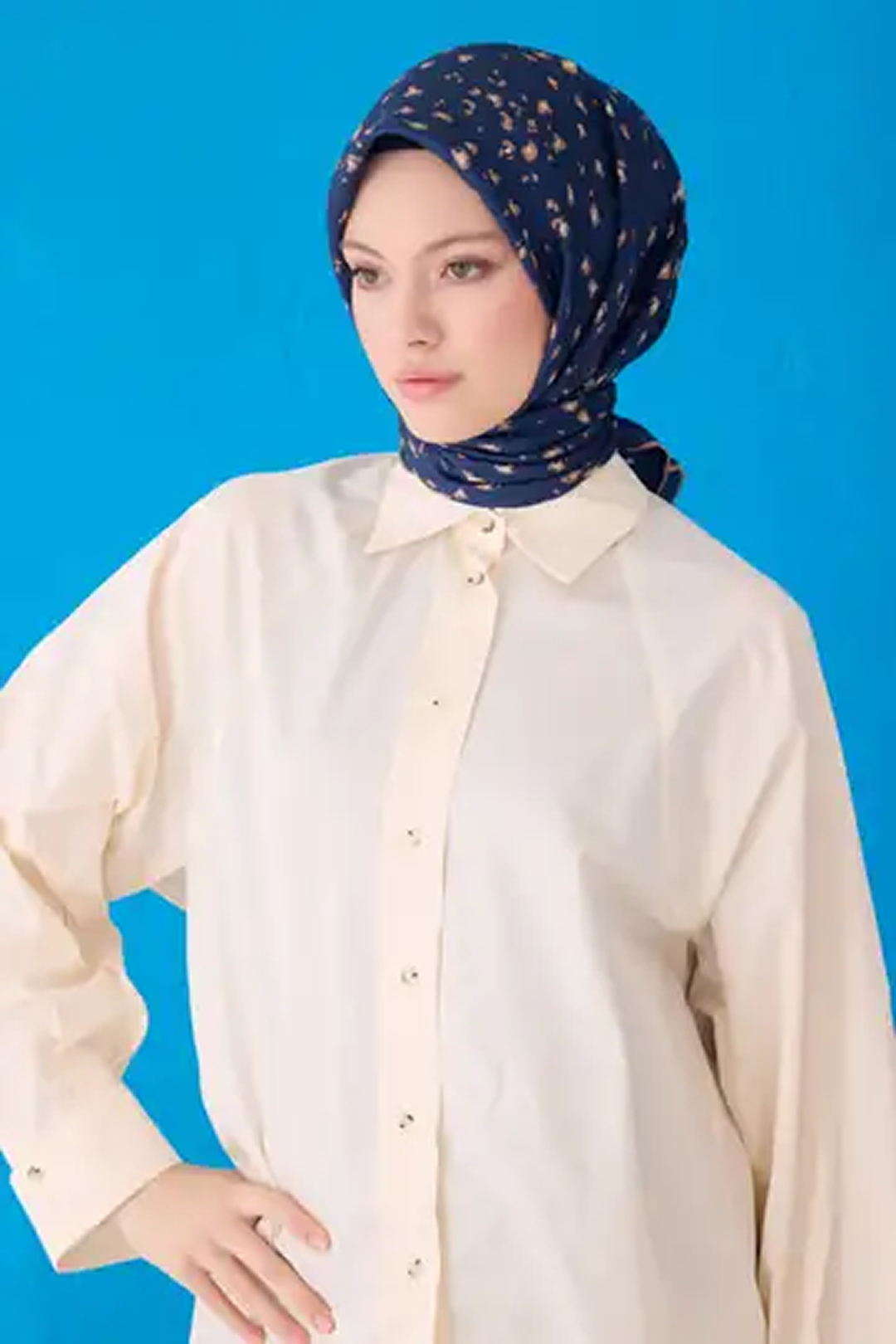 Belli 26y İpek Eşarp -20 Lacivert