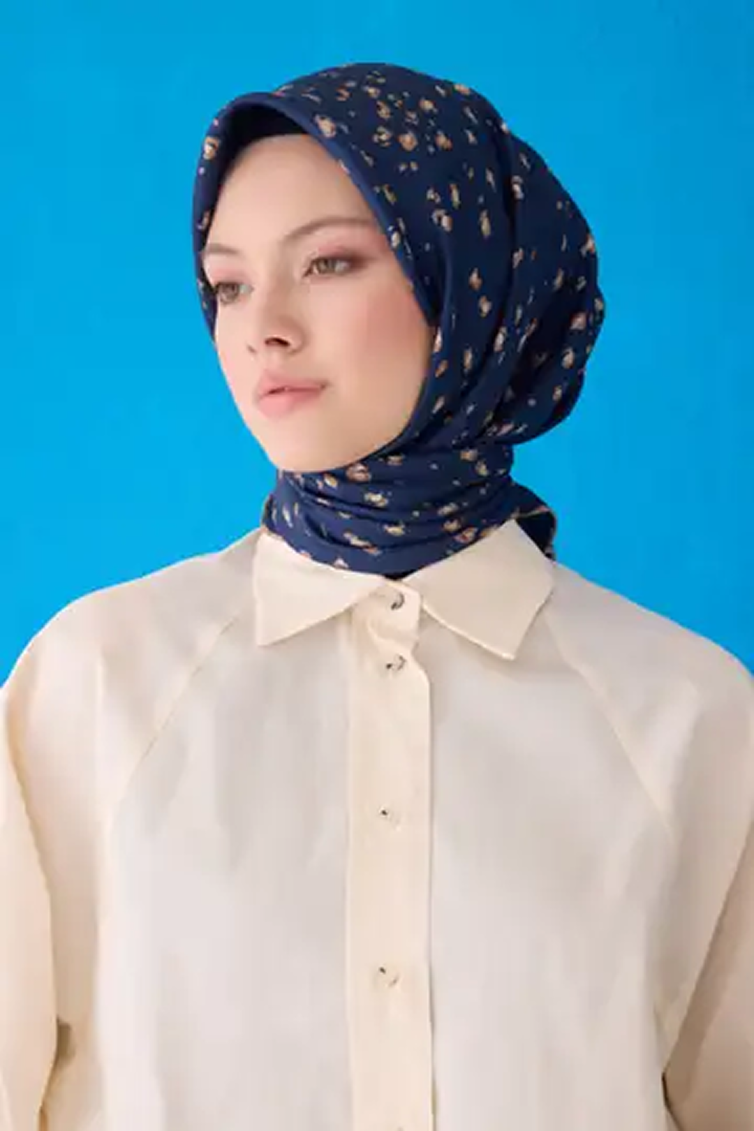 Belli 26y İpek Eşarp -20 Lacivert