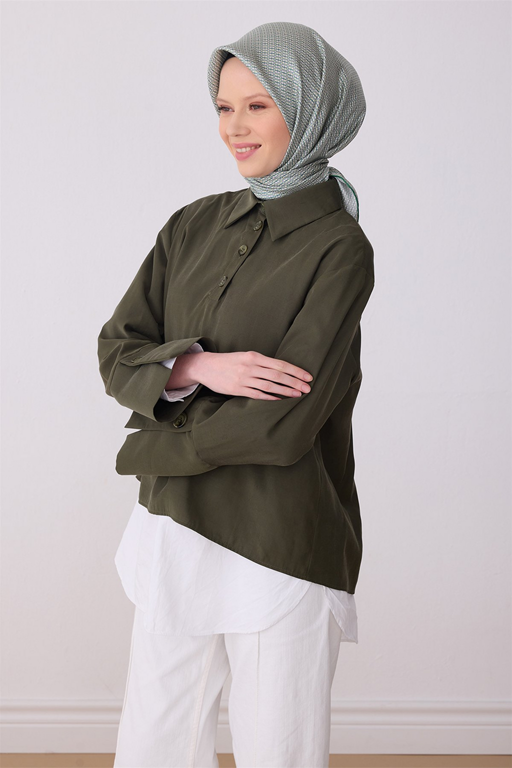 Belli 26y İpek Eşarp -6 Yeşil