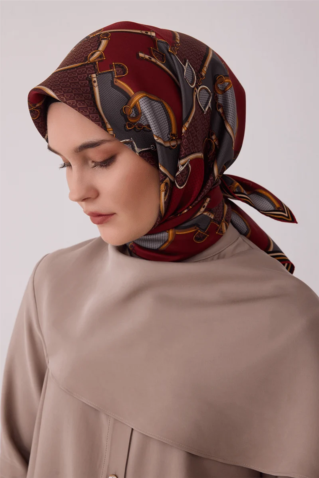 Belli Saf İpek Twill Eşarp 26k4400 Bordo