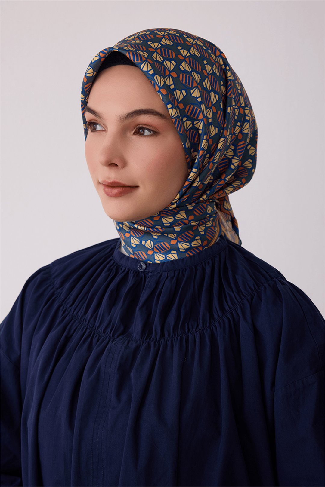 Belli Saf İpek Twill Eşarp 26k4403 Antrasit