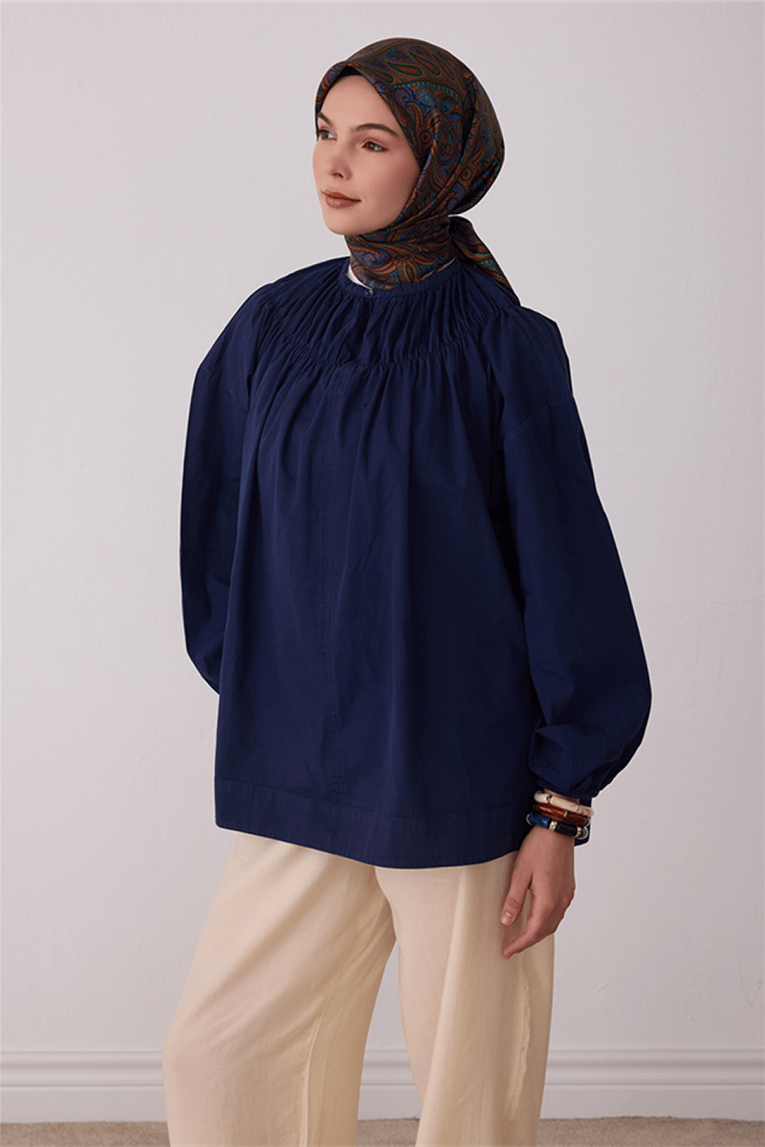 Belli Saf İpek Twill Eşarp 26k4404 Haki Yeşil