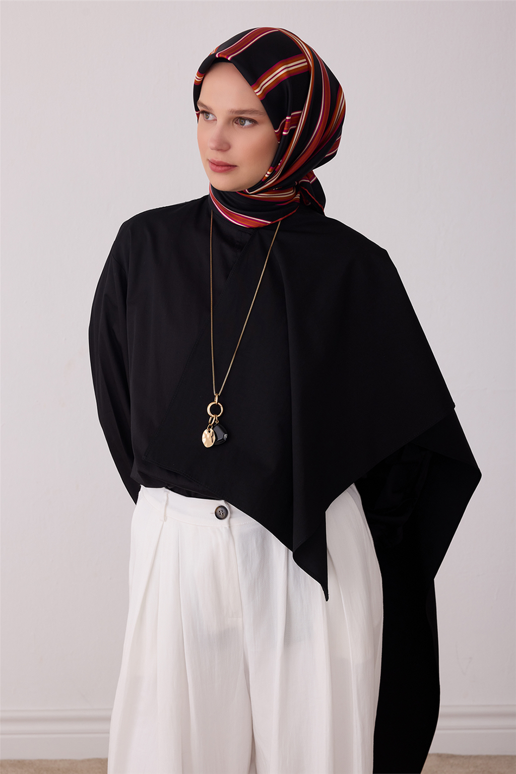 Belli Saf İpek Twill Eşarp 26k4405 Siyah