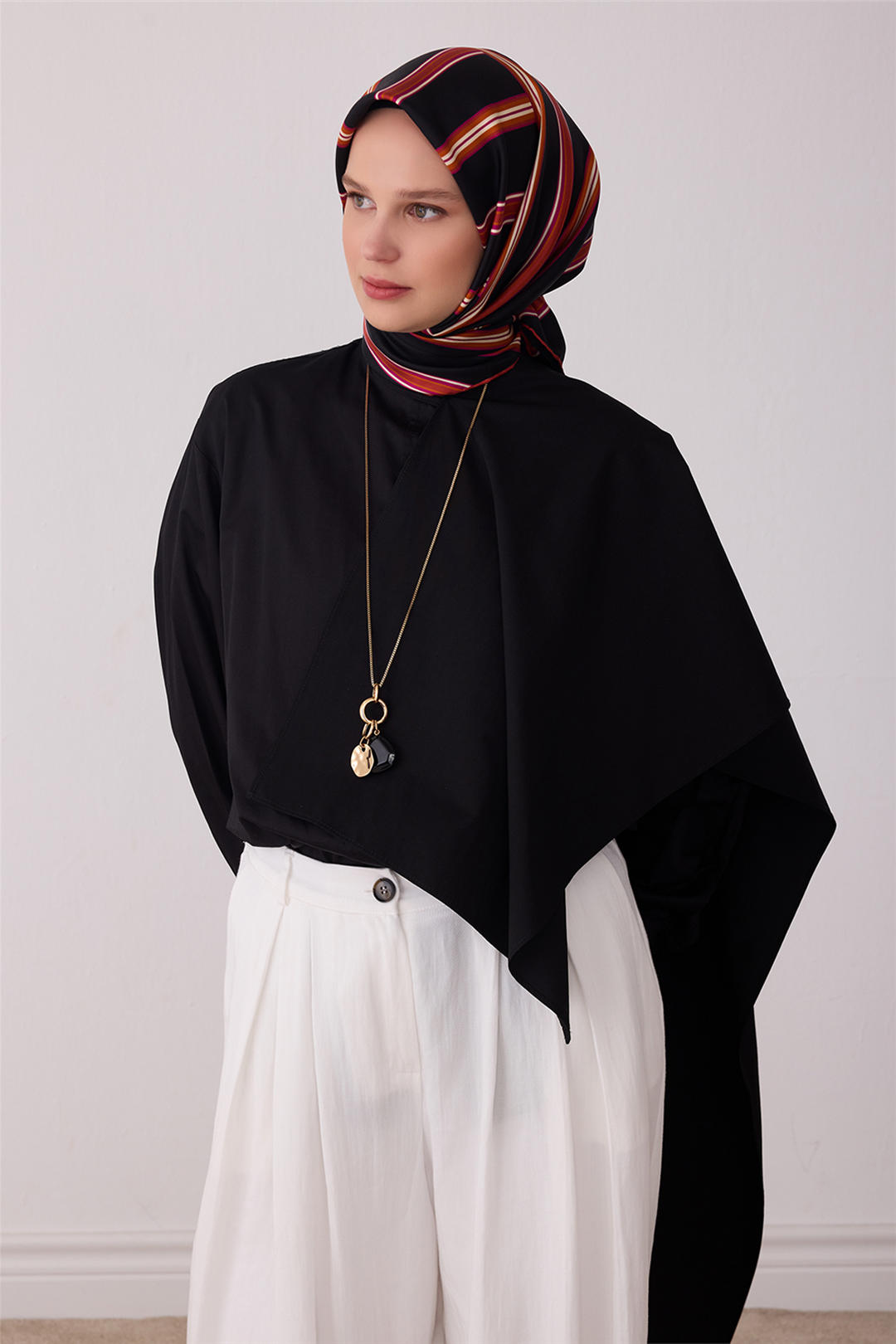 Belli Saf İpek Twill Eşarp 26k4405 Siyah