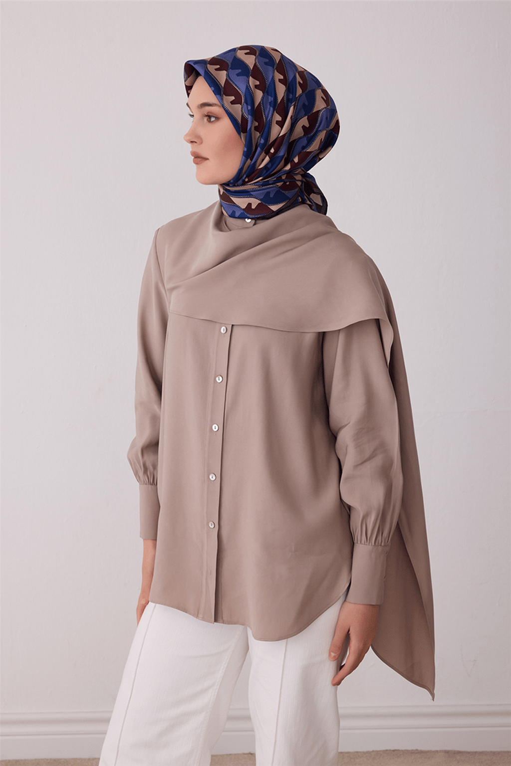 Belli Saf İpek Twill Eşarp 26k4406 Lacivert