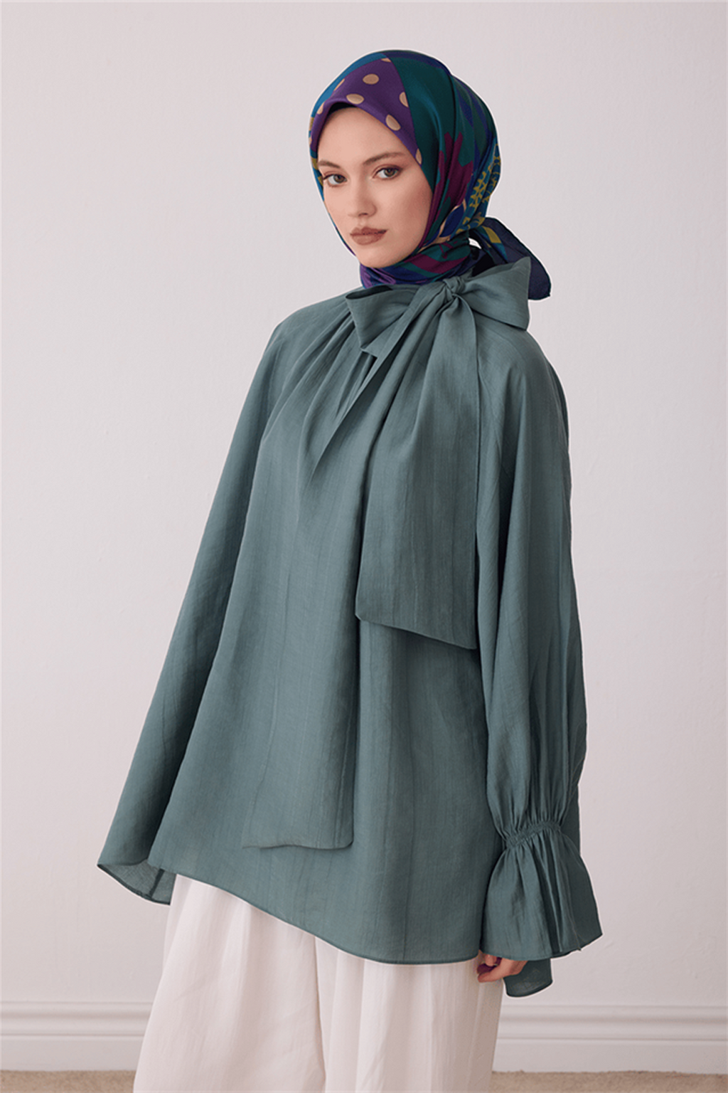 Belli Saf İpek Twill Eşarp 26k4409 Lacivert