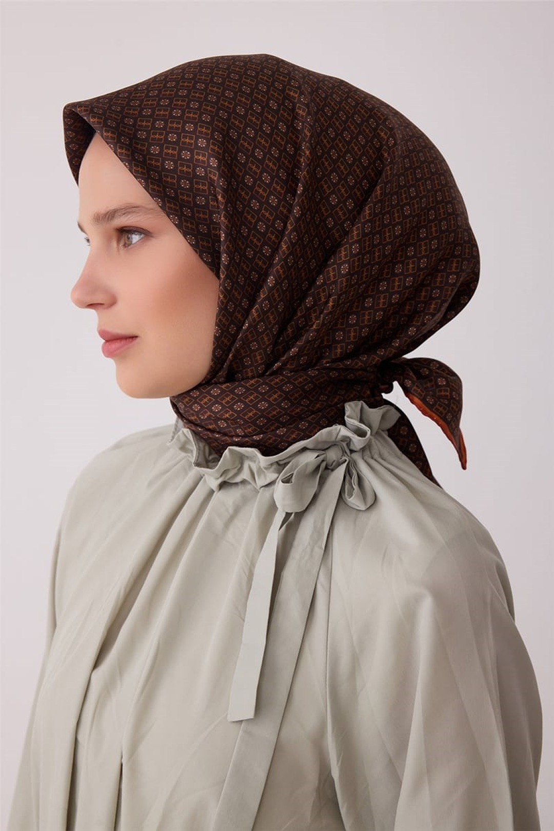 Belli Saf İpek Twill Eşarp 26k4418 Acı Kahve