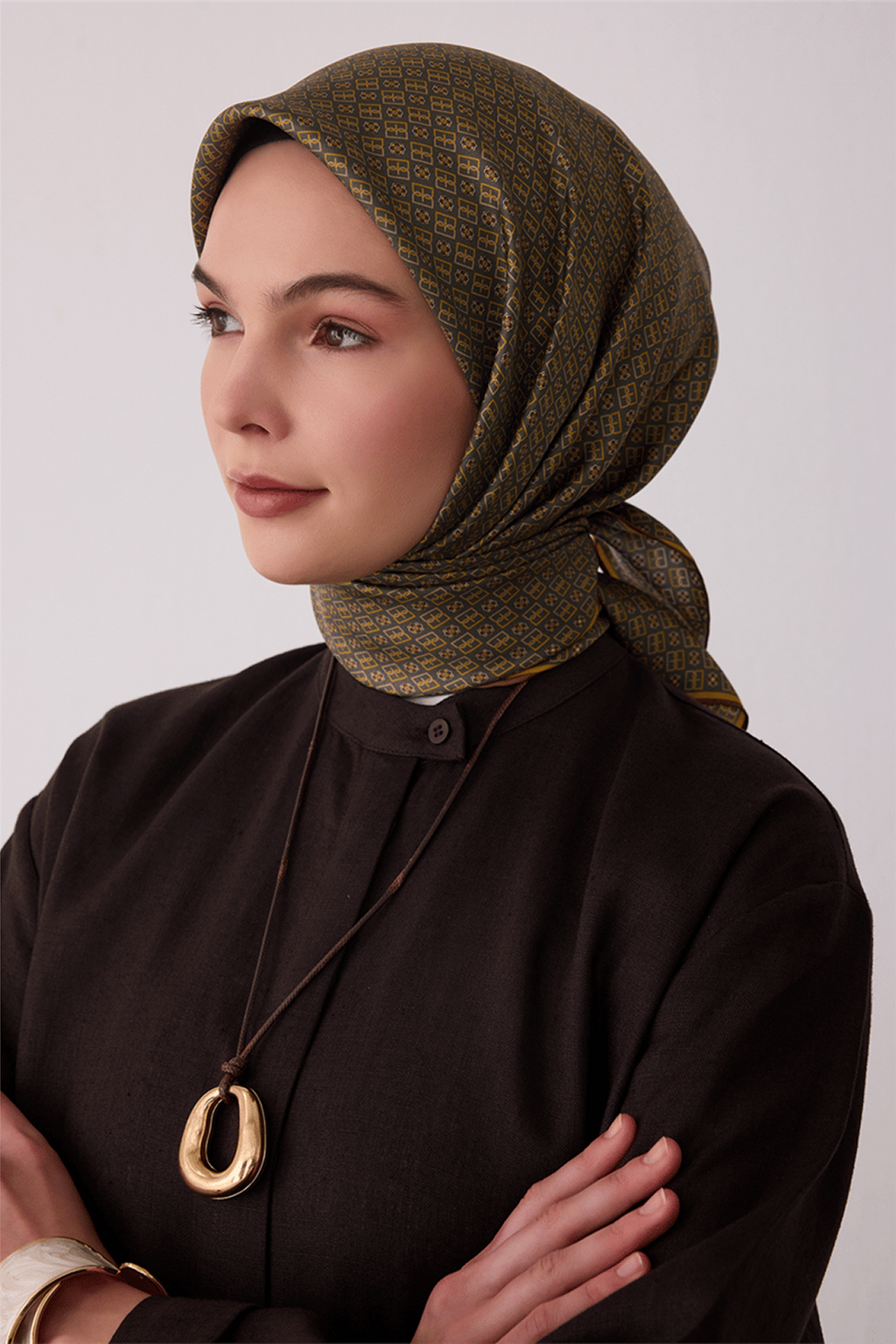 Belli Saf İpek Twill Eşarp 26k4418 Haki Yeşil