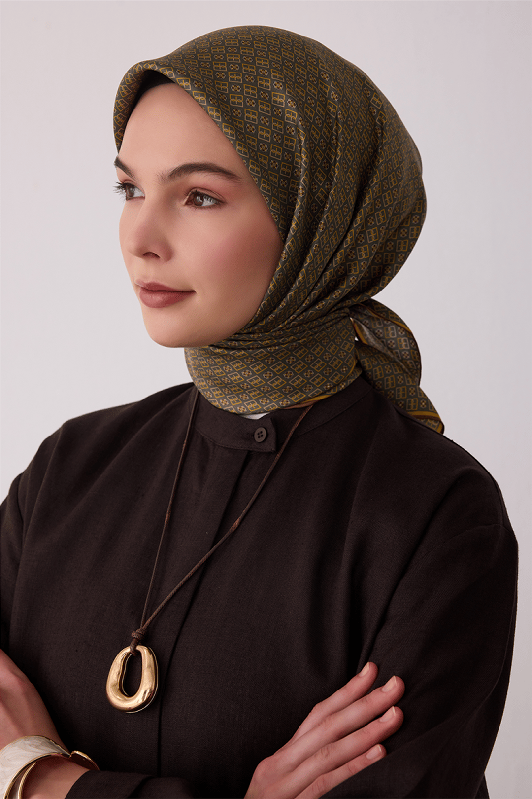 Belli Saf İpek Twill Eşarp 26k4418 Haki Yeşil