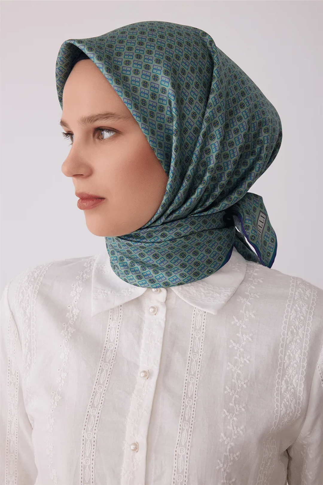 Belli Saf İpek Twill Eşarp 26k4418 Su Yeşili