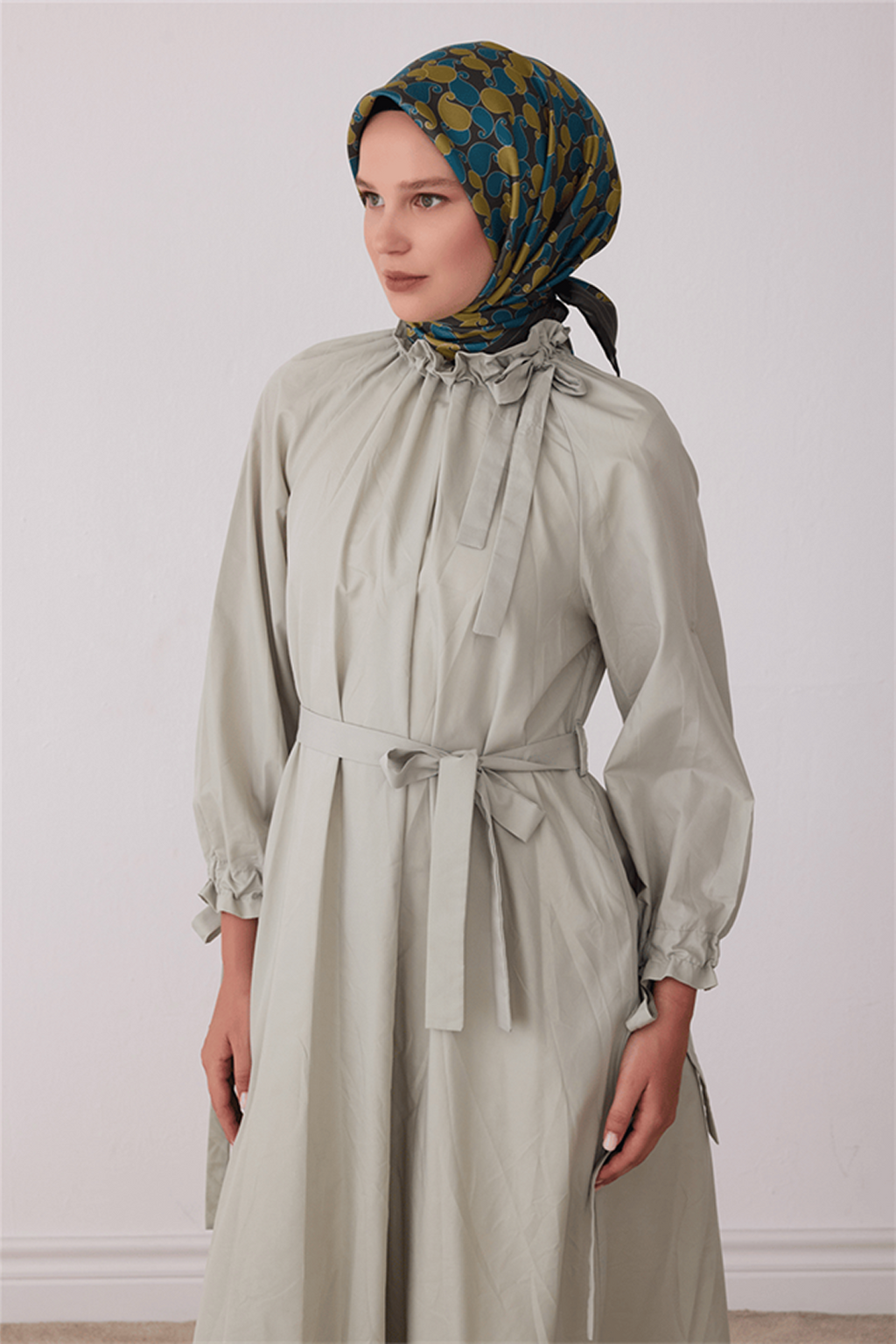 Belli Saf İpek Twill Eşarp 26k4422 Yağ Yeşili