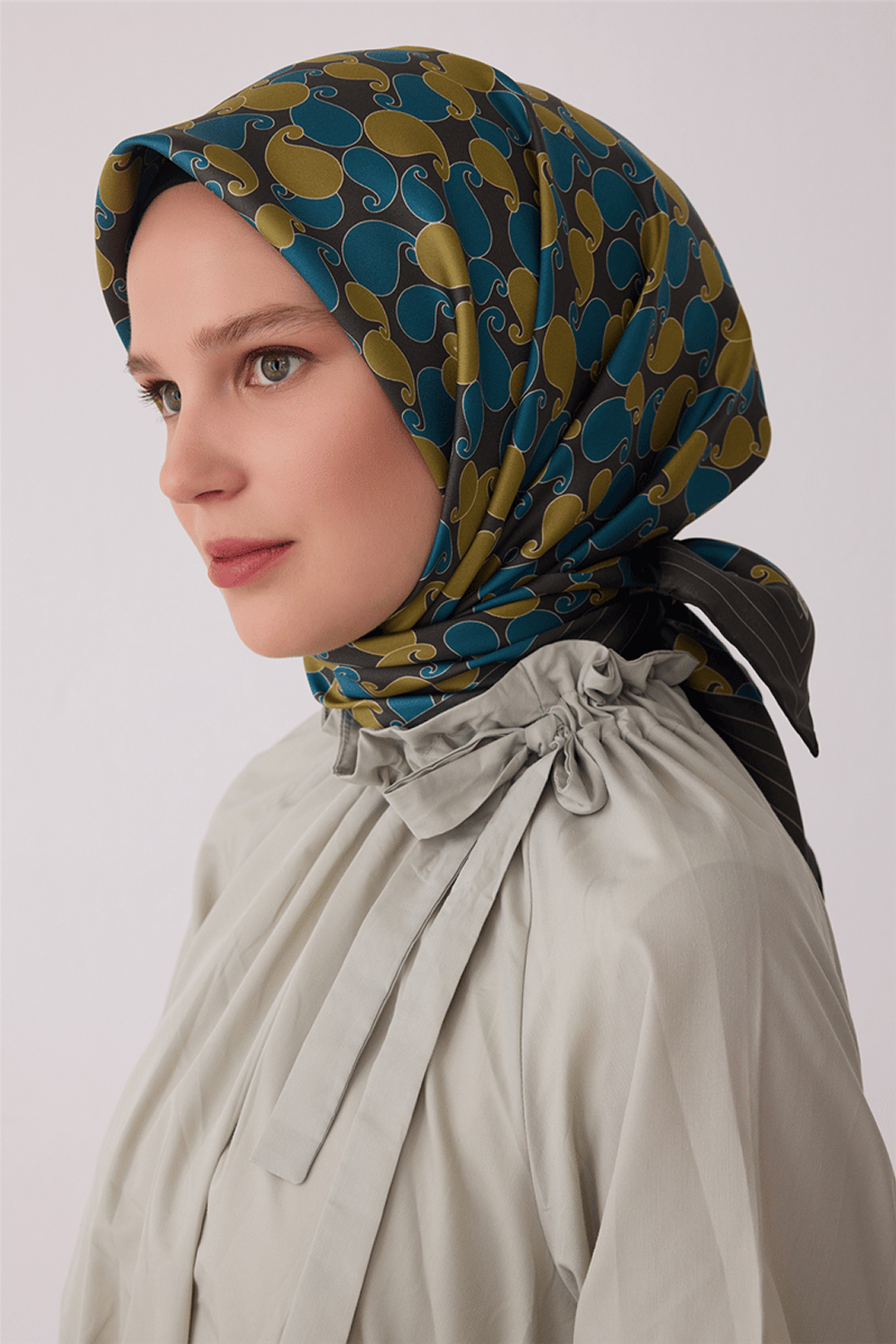 Belli Saf İpek Twill Eşarp 26k4422 Yağ Yeşili