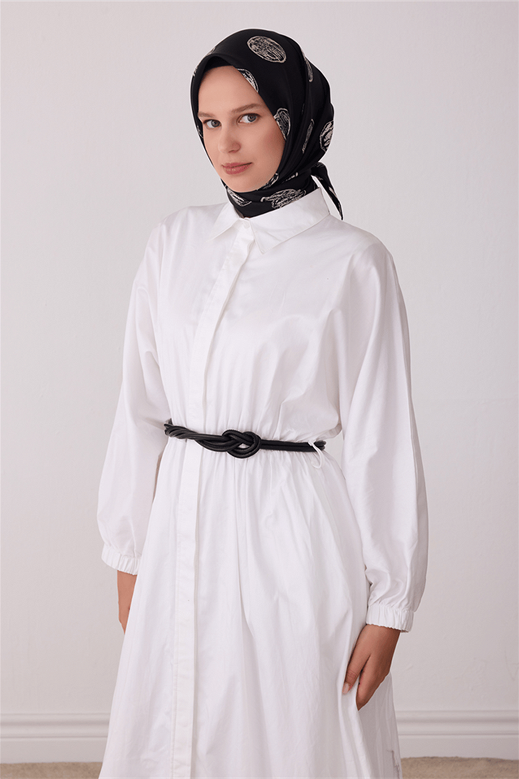Belli Saf İpek Twill Eşarp 26k4427 Siyah
