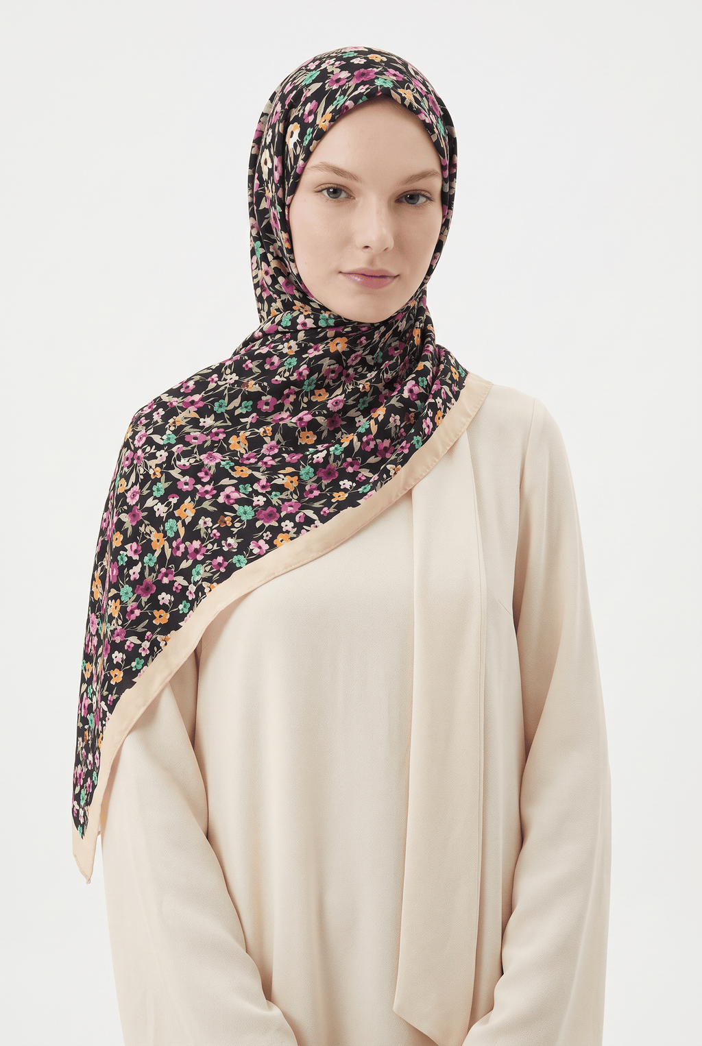Emproyal 24 Winter Patterned Shawl-1 Skin Color