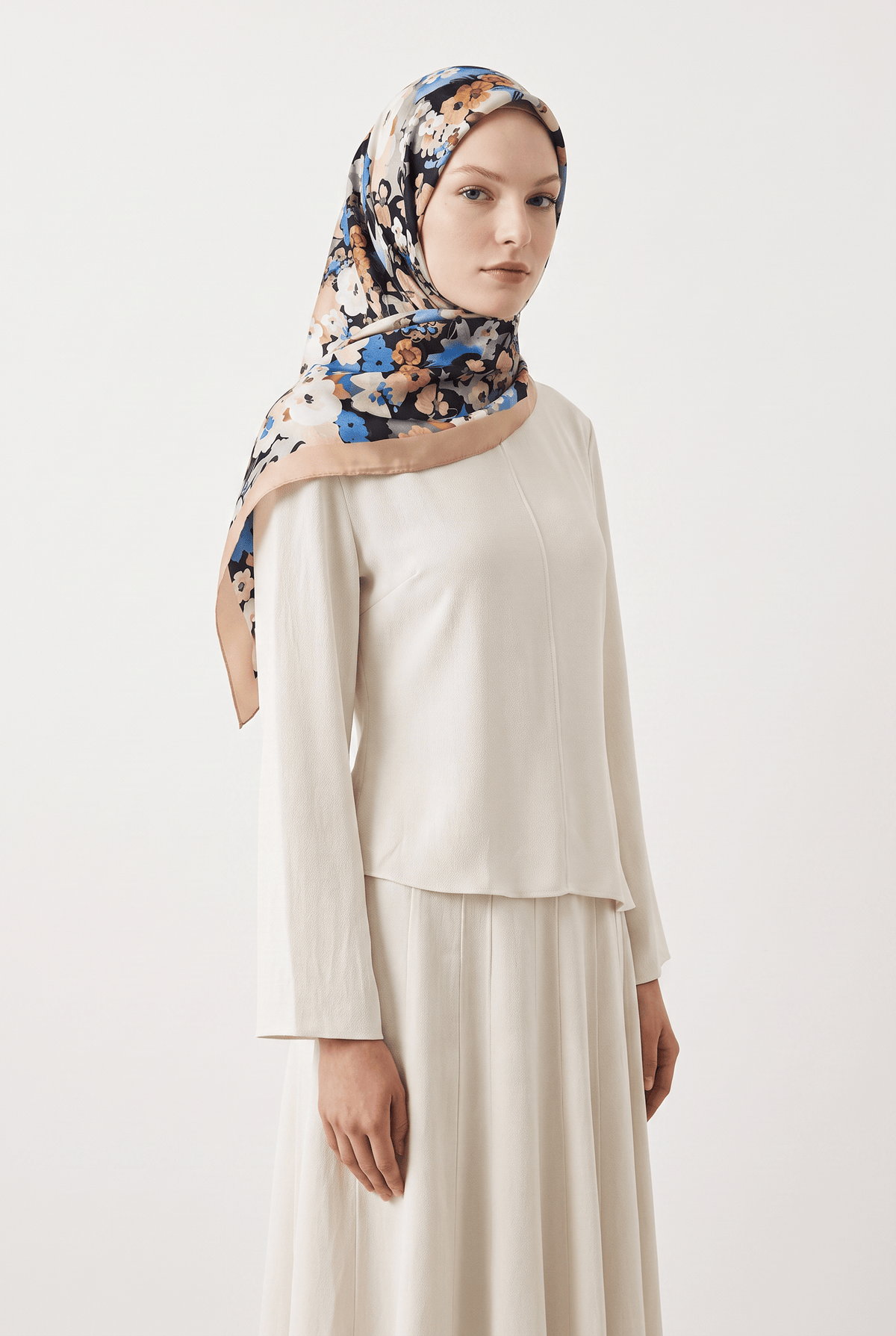 Emproyal 24 Kış  Desenli Şal-4 Camel