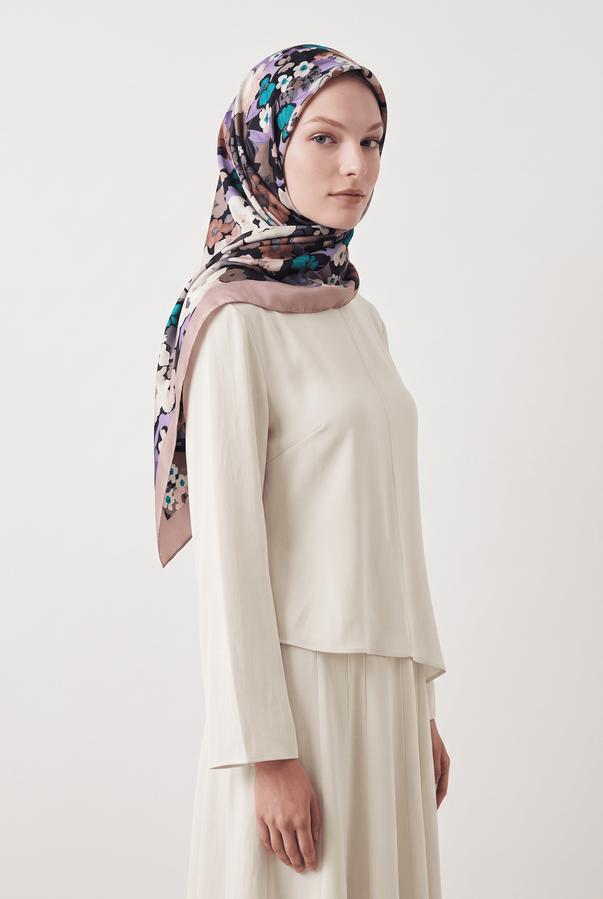 Emproyal 24 Winter Patterned Shawl - 4 Rose Beige