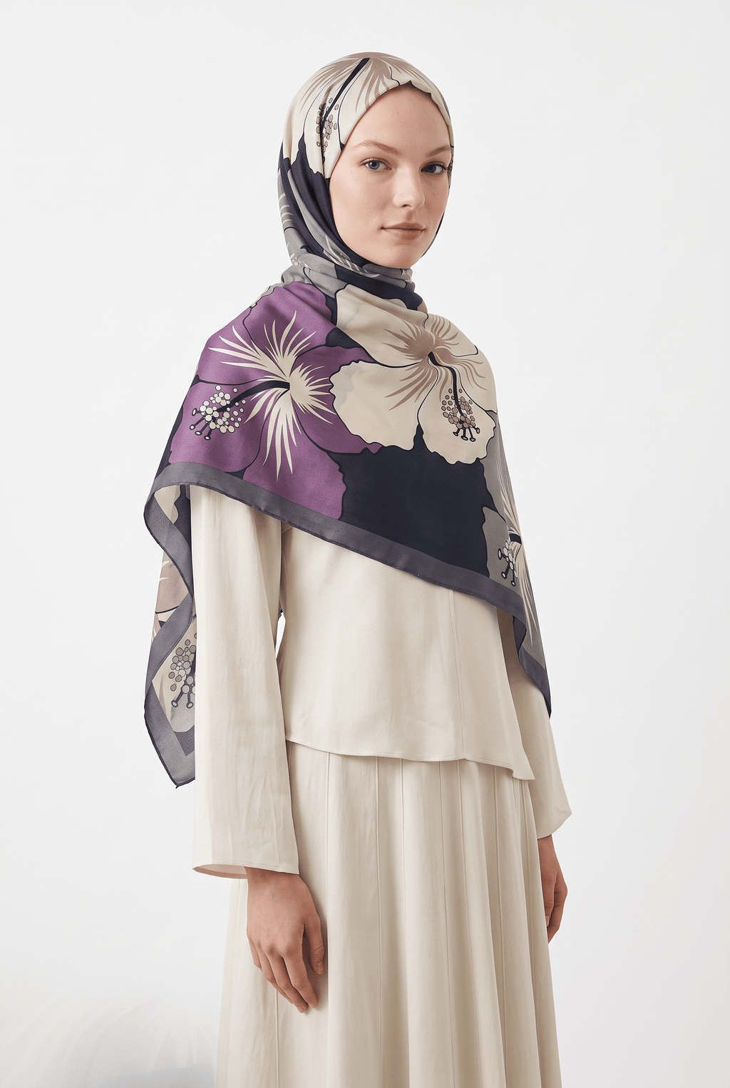 Emproyal 24 Winter Patterned Shawl - 5 Smoke