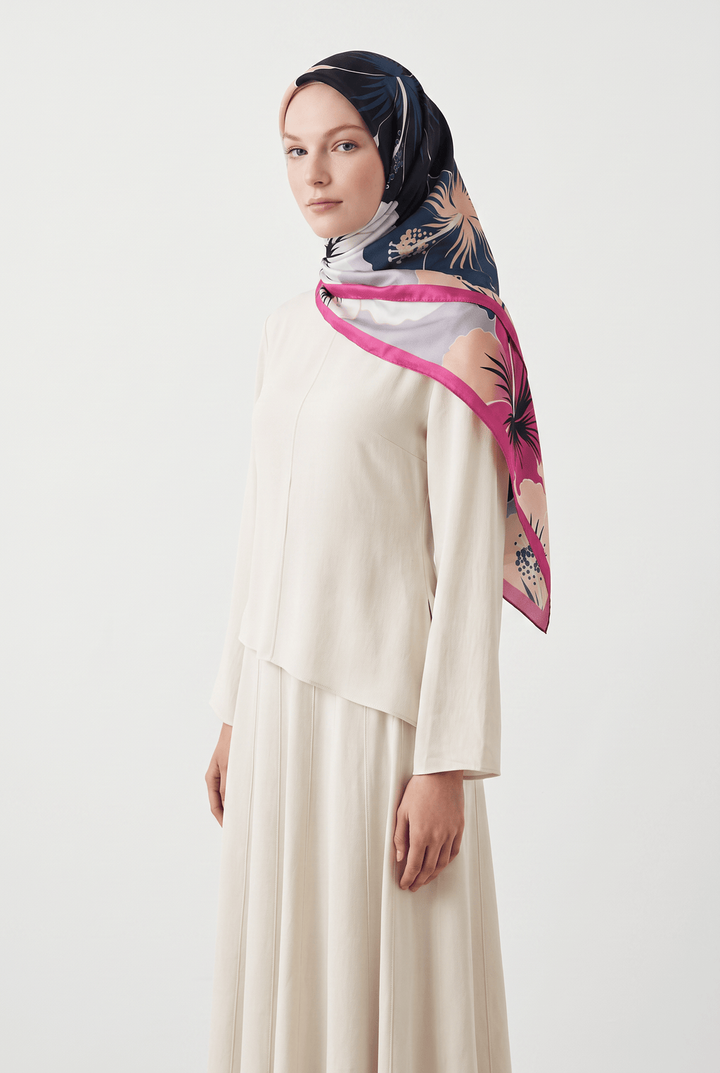 Emproyal 24 Winter Patterned Shawl - 5 Fuchsia