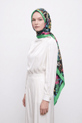Emproyal 24 Winter Patterned Shawl - 7 Pine Green