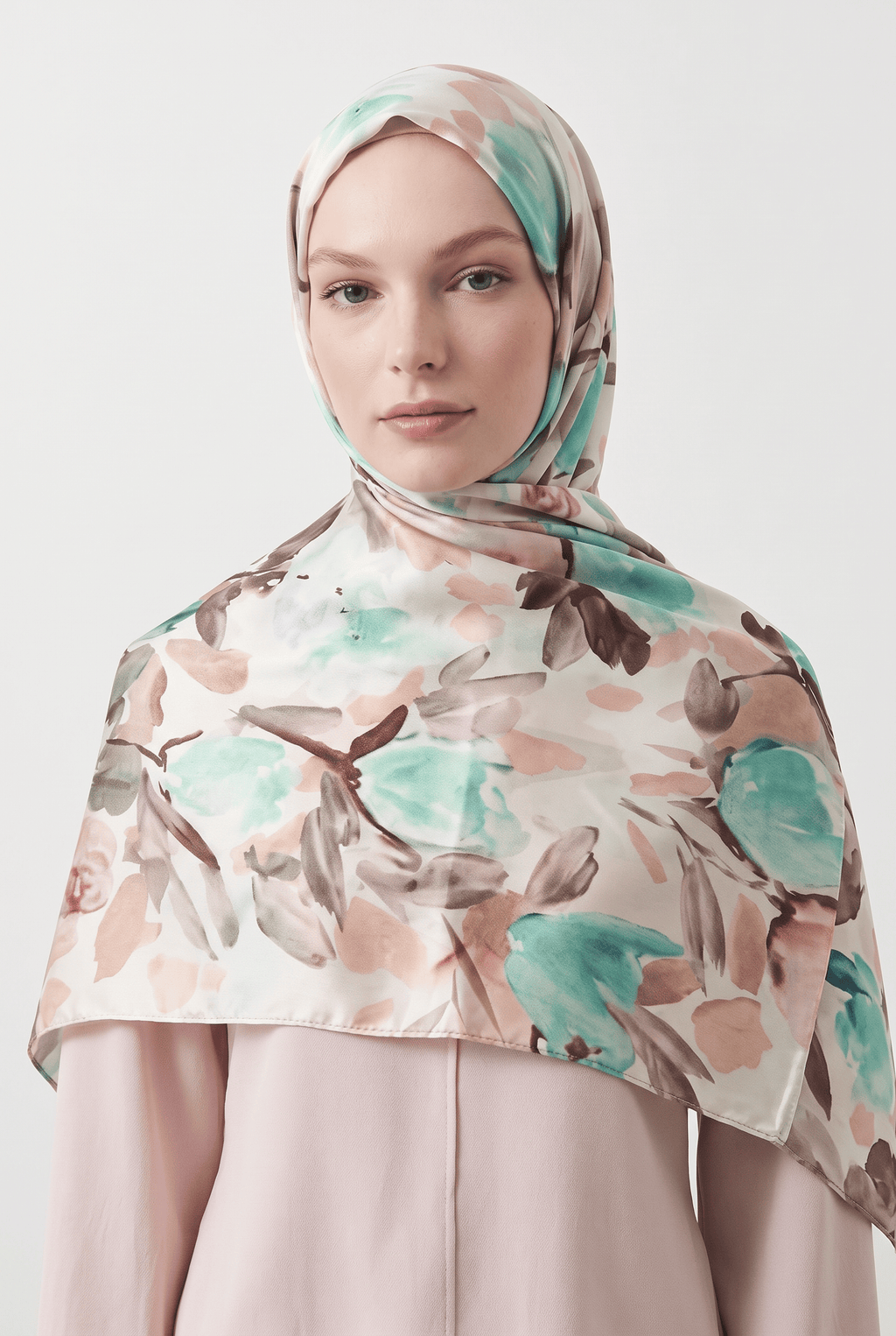 Emproyal 24 Winter Patterned Shawl - 8 Nude