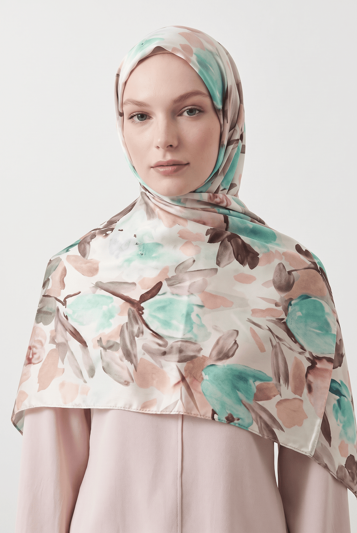 Emproyal 24 Winter Patterned Shawl - 8 Nude