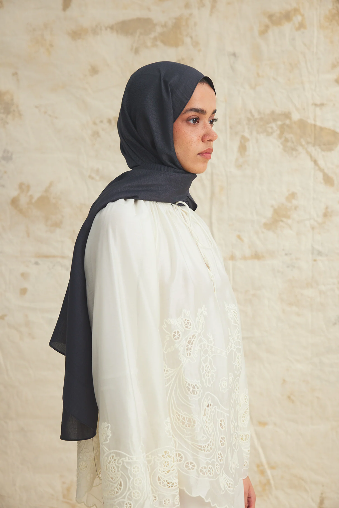 Emproyal 26 Kış Ative Naia Şal Füme