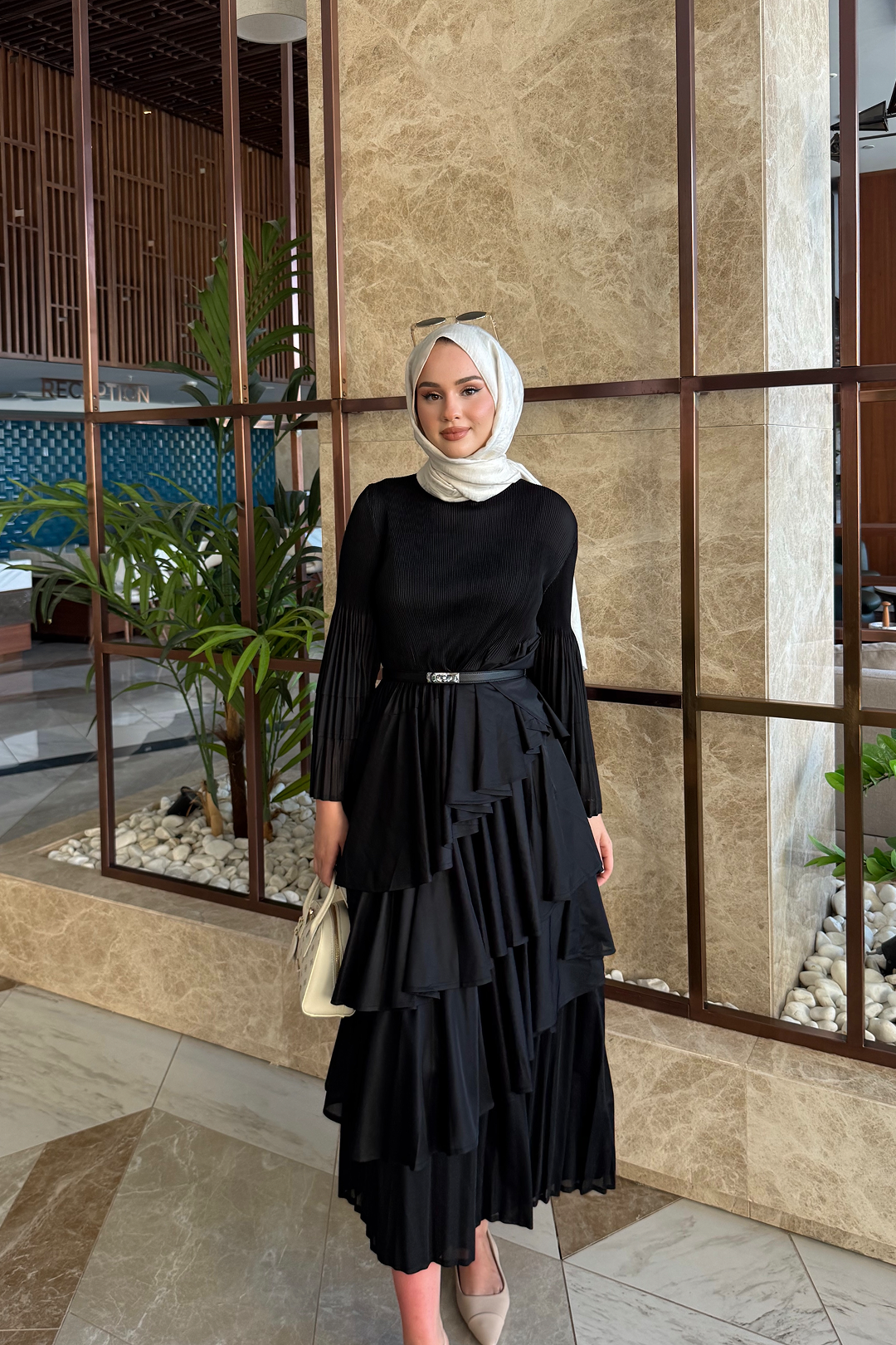 Esther Elbise Siyah