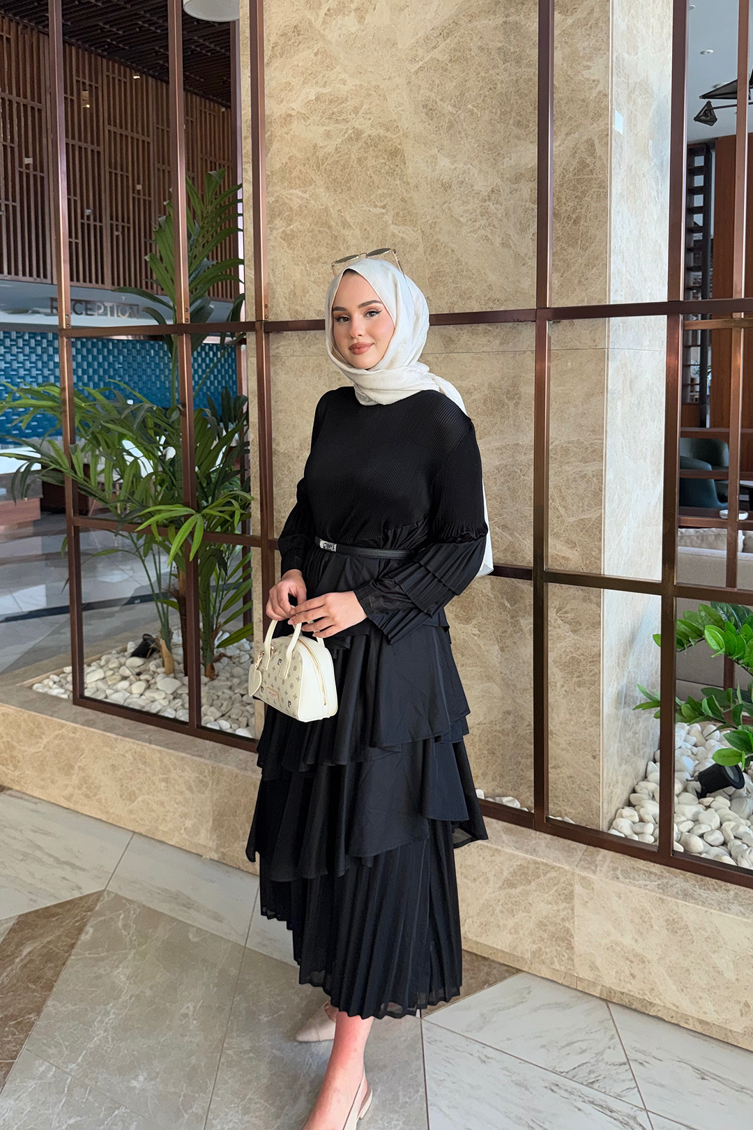 Esther Elbise Siyah