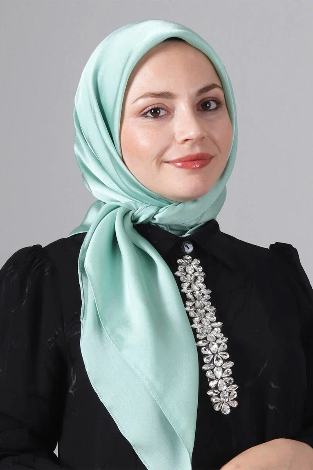 Harem 25y Como Eşarp Çağla