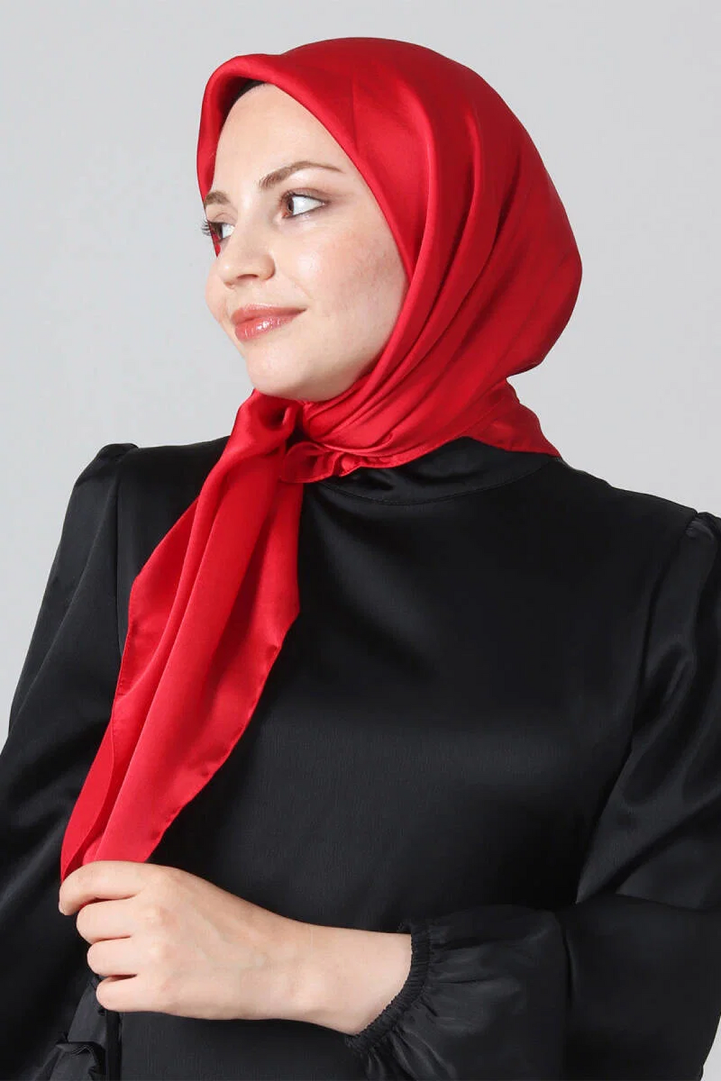 Harem 25y Como Eşarp Yakut