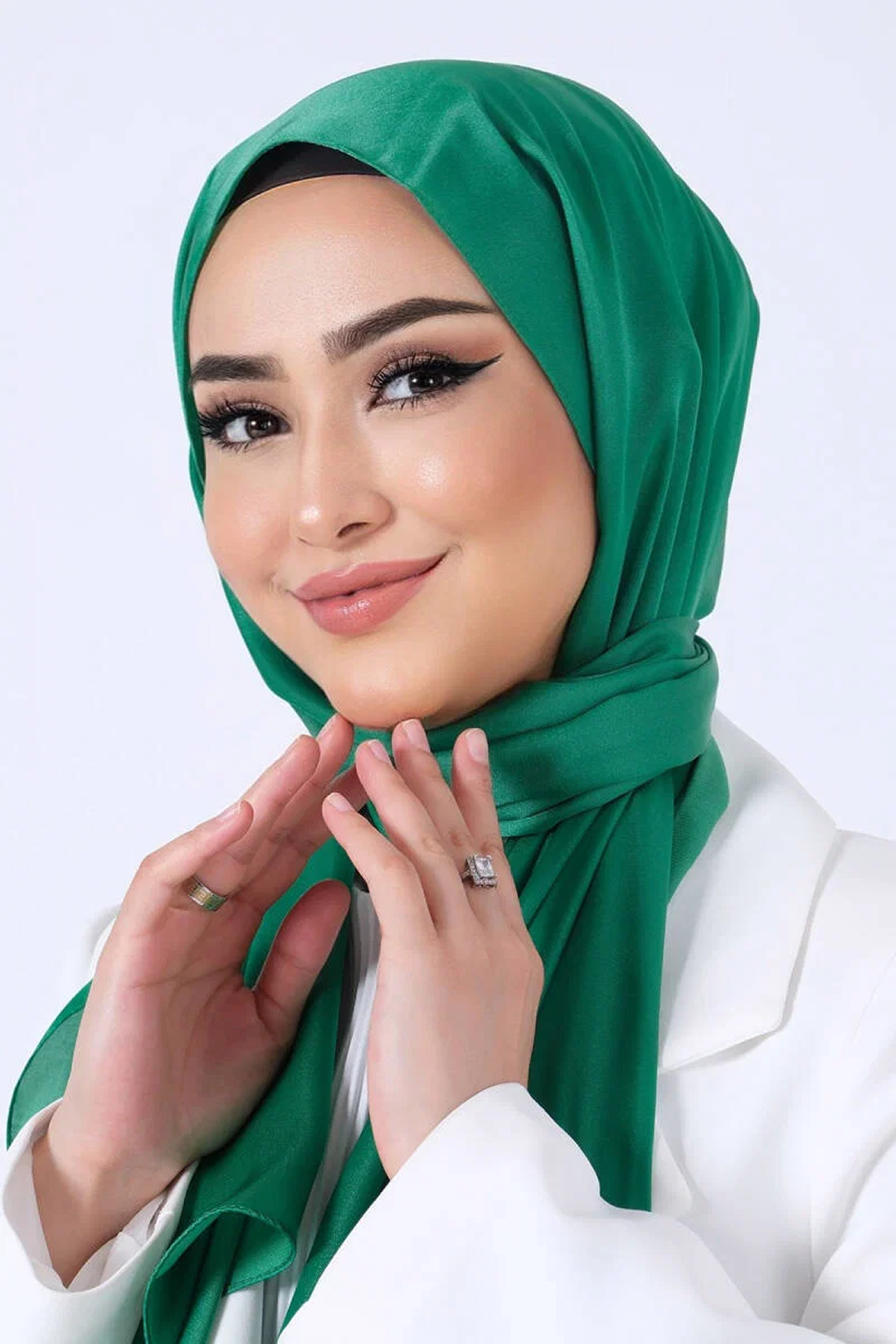 Harem 26y Kristal Şal Benetton