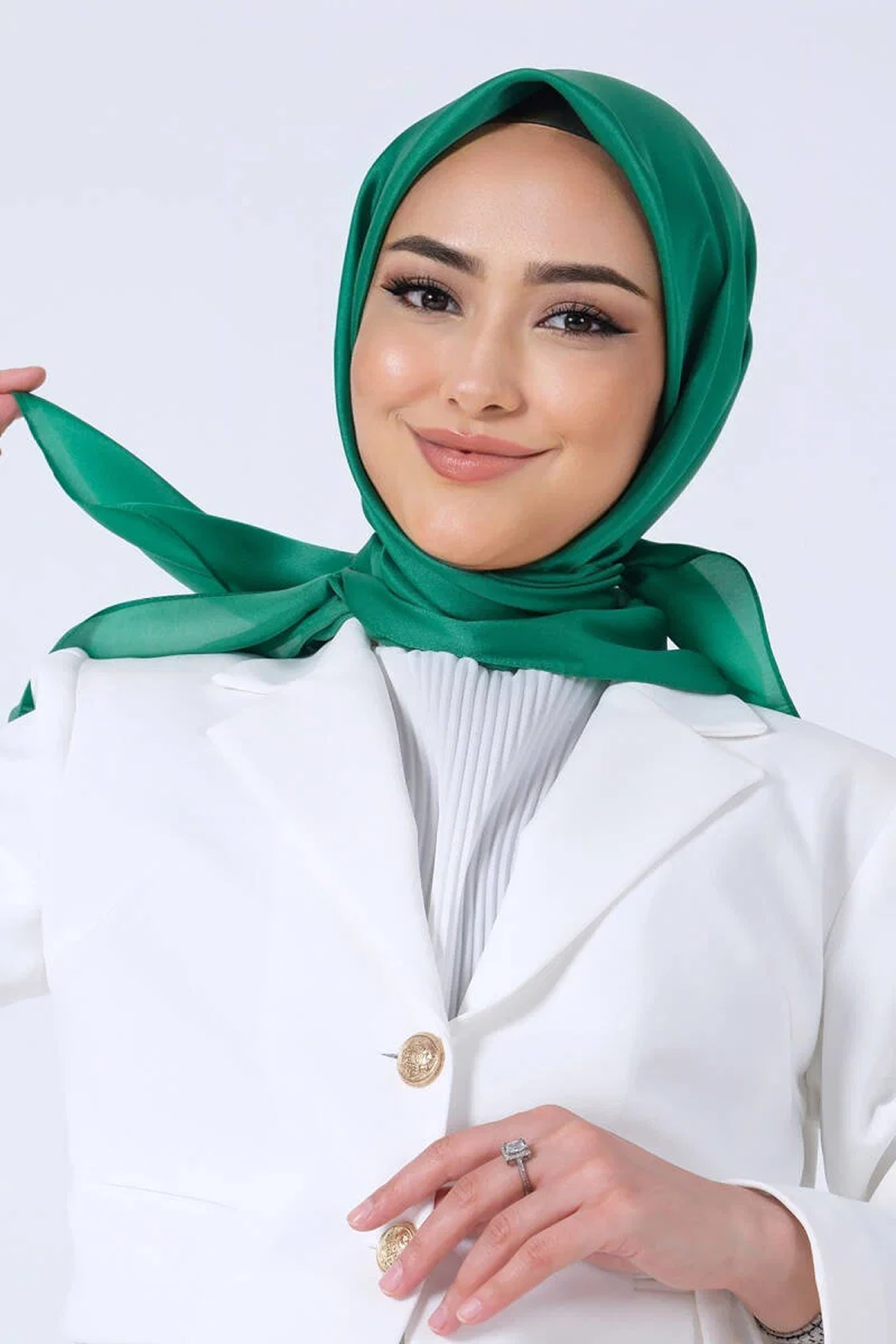 Harem Scarfs 25k Kristal Eşarp Benetton