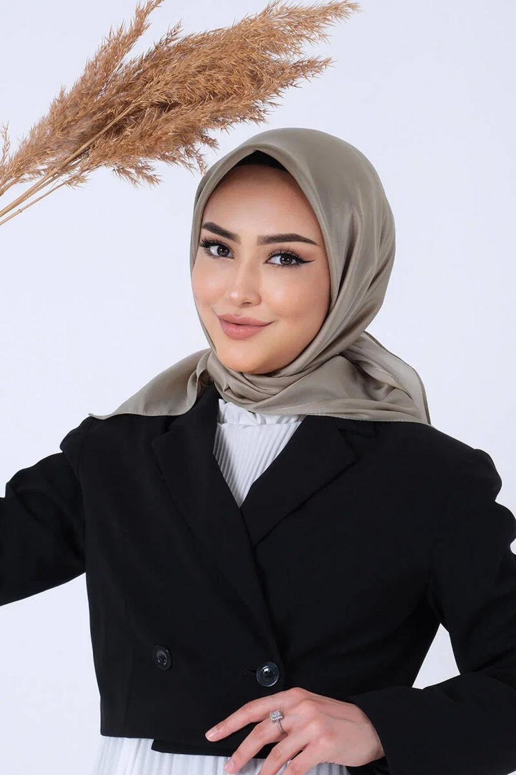 Harem Scarfs 25k Kristal Eşarp Kaktüs Yeşili