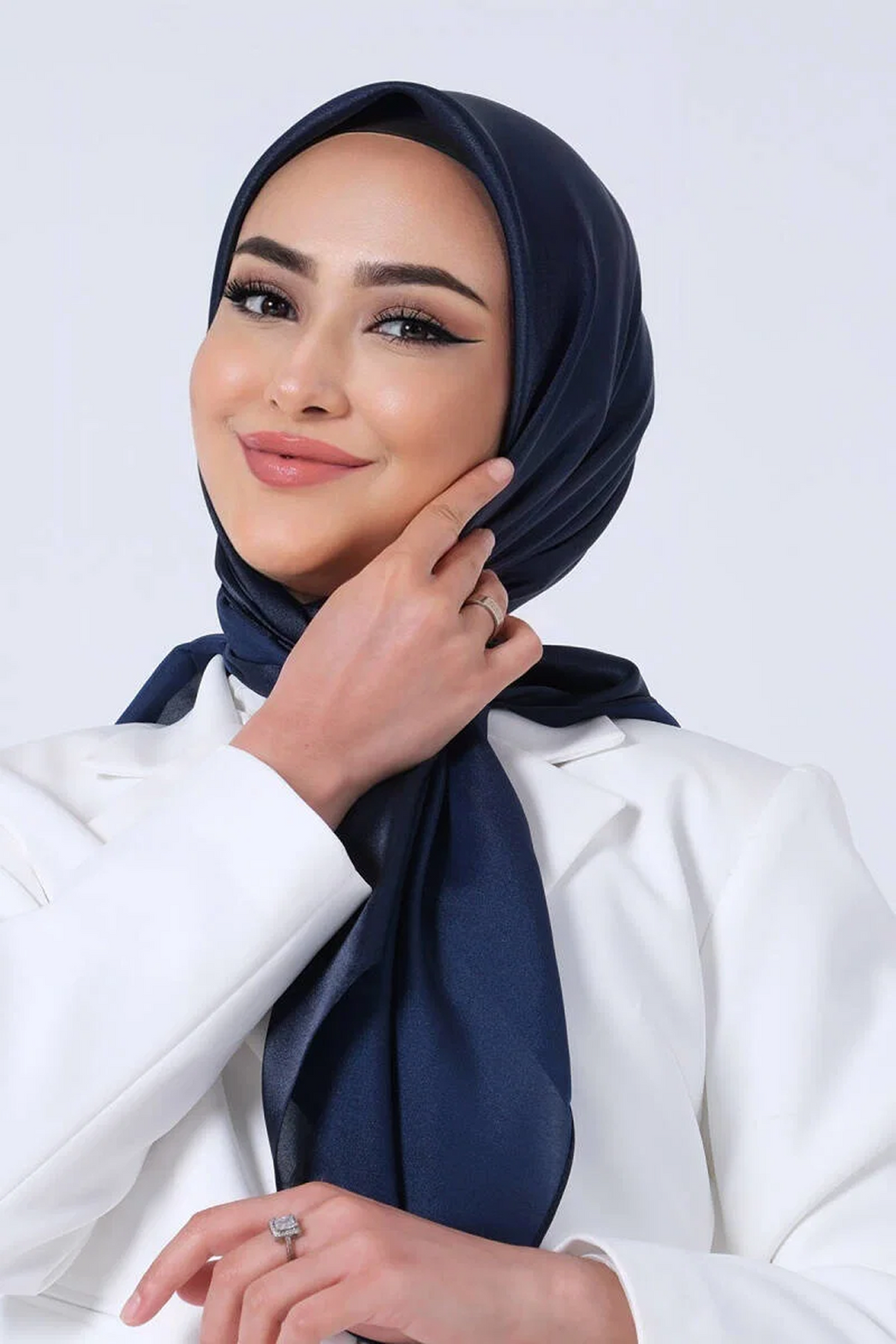 Harem Scarfs 25k Kristal Eşarp Koyu Laci