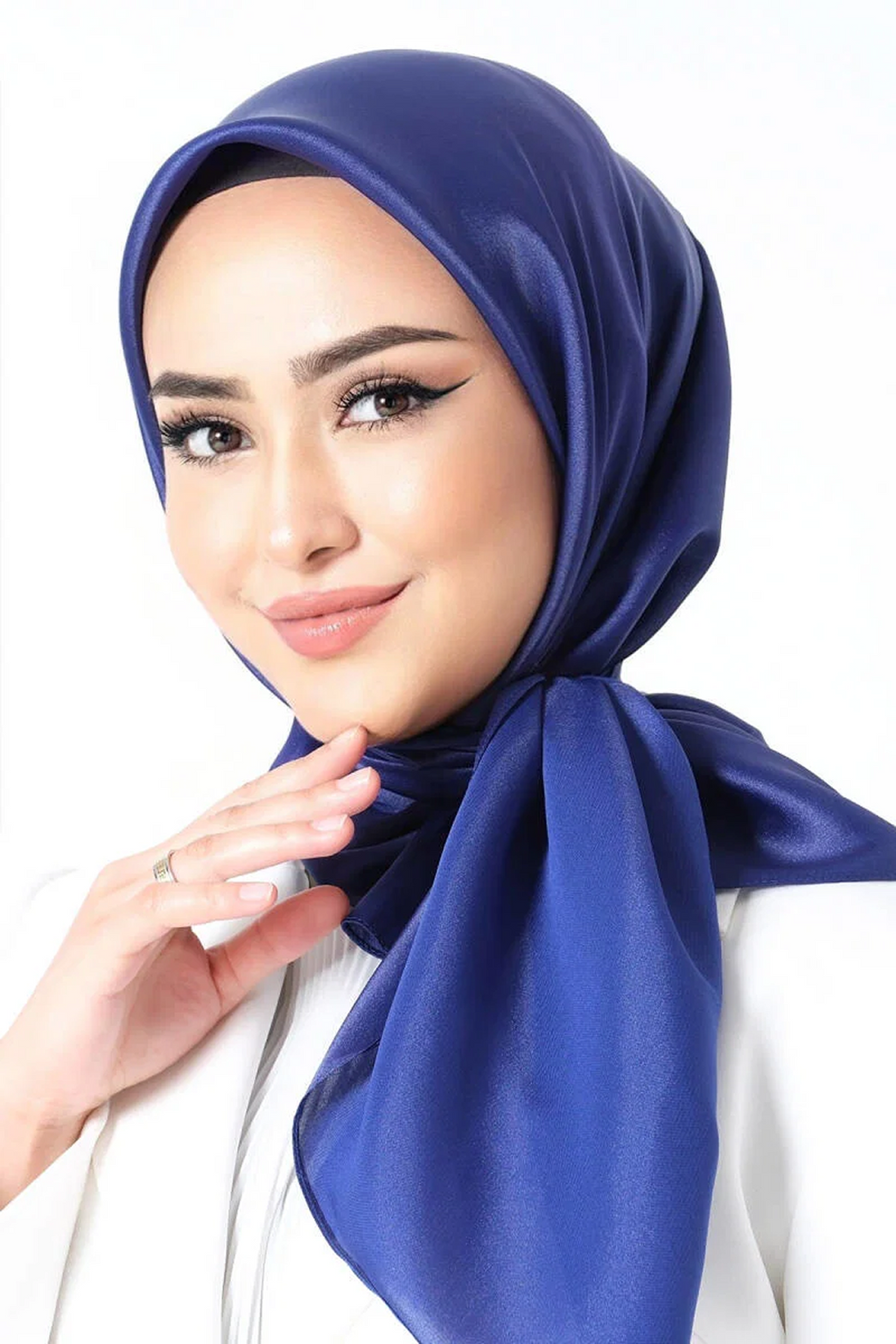 Harem Scarfs 25k Kristal Eşarp Petr Mavi