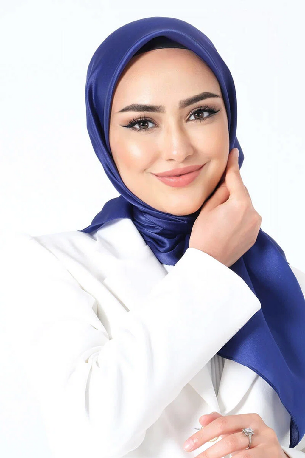 Harem Scarfs 25k Kristal Eşarp Petr Mavi