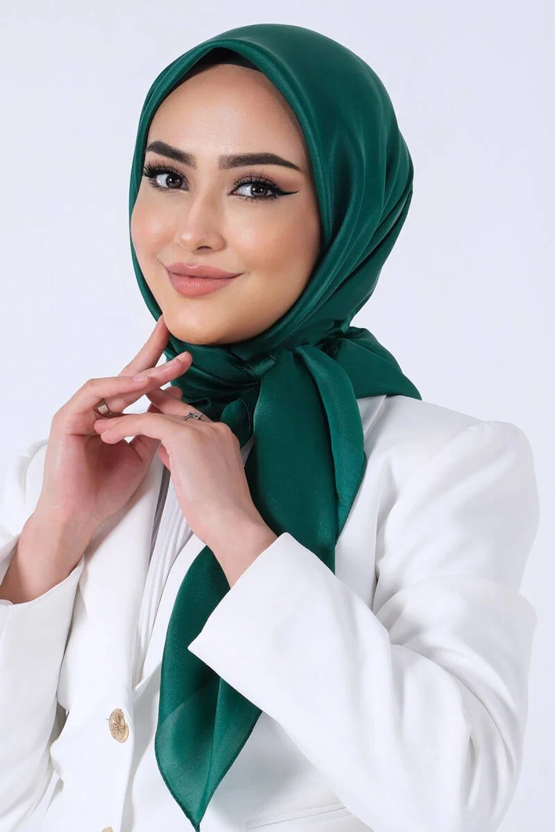 Harem Scarfs 25k Kristal Eşarp Zümrüt
