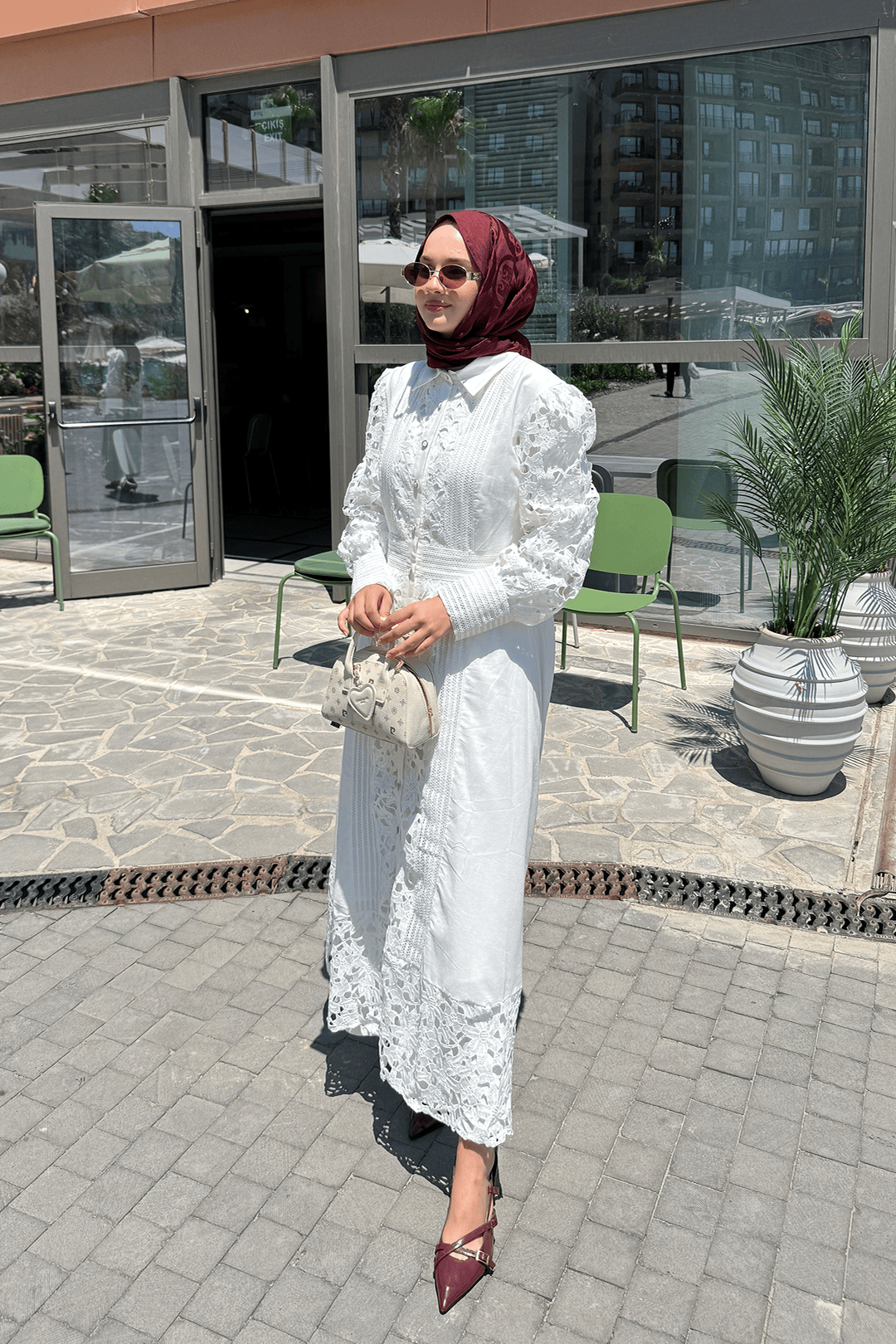Sakura Elbise Beyaz